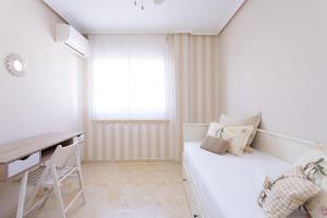 Posteľ alebo postele v izbe v ubytovaní Home2Book Comfy Apt Puertito de Güímar, Pool