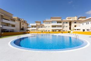 Bazén v ubytovaní Home2Book Comfy Apt Puertito de Güímar, Pool alebo v jeho blízkosti