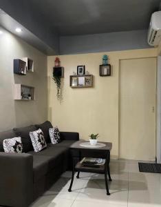 Posezení v ubytování Antipolo Staycation & Transient Affordable Condo Unit By Myra