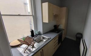 Gallery image of The Henrietta - Central Bath Apartment with Parking in Bath