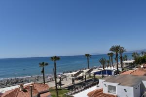 Zdjęcie z galerii obiektu Fantastic studio - beachfront w mieście Torrox