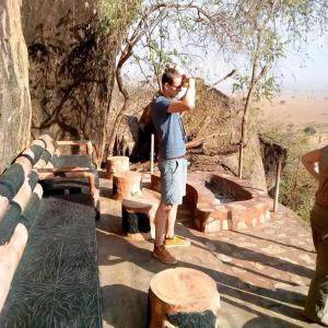 LoitanitにあるKaturum Kidepo lodgeの丸太の群立ち