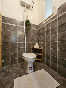 A bathroom at Stone Square Apartment