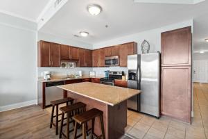 Фотография из галереи Laketown Wharf #2136 by Nautical Properties в Панама-Сити-Бич