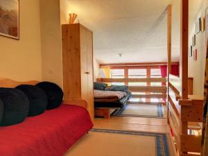 Zdjęcie z galerii obiektu Duplex 5 pers · Ski aux pieds · Balcon - FR-1-346-426 w mieście Arc 1800