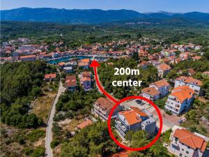 an aerial view of a house with a center at Studio Apartment Stela in Vrboska