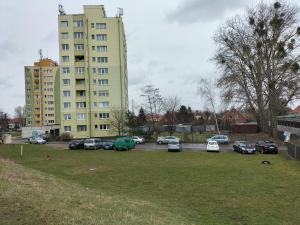 Budova, v ktorej sa apartmán nachádza