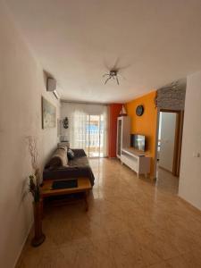 Telewizja i/lub zestaw kina domowego w obiekcie Apartment Goya