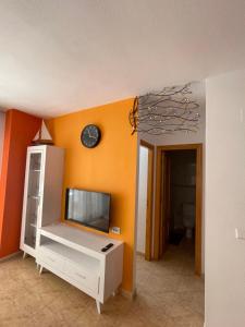 Telewizja i/lub zestaw kina domowego w obiekcie Apartment Goya