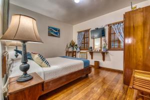 Ein Bett oder Betten in einem Zimmer der Unterkunft Hotel Bocas del Toro