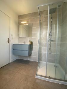 Afbeelding uit fotogalerij van L'appart du cœur de bourg in Guéméné-Penfao