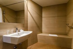 Koupelna v ubytování Hotel Regio Cádiz