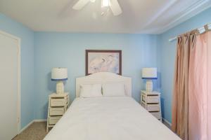 Voodi või voodid majutusasutuse Lani Kai 103 by Vacation Homes Collection toas
