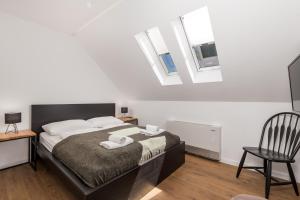 Galeriebild der Unterkunft Family friendly house with a parking space Baske Ostarije, Velebit - 21330 in Brušane