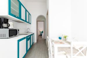 Kuchyňa alebo kuchynka v ubytovaní Apartment Mavarstica 17803c