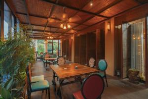 Restoran atau tempat lain untuk makan di 张家界天门山伴田居民宿