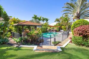 Κήπος έξω από το 15 84 Peregian Court Resort
