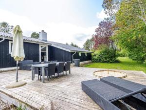 Zahrada ubytování Holiday home Oksbøl LXXIII