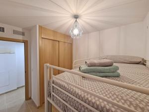 Posteľ alebo postele v izbe v ubytovaní Family Apartment with Sea View by NRAS