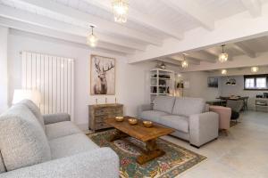 Posezení v ubytování CASA GERRA COMILLAS