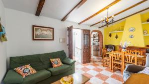 Posezení v ubytování Villa Las Flores Frigiliana by Ruralidays