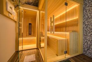 Fotografia z galérie ubytovania Luxury Villa Ive With Heated Pool, Finnish Sauna, Infrared Sauna, Pet Friendly v destinácii Krk