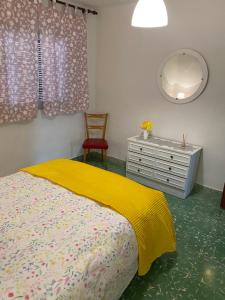 Posteľ alebo postele v izbe v ubytovaní Casita Rural La Rosa de la Huerta con chimenea interior + 37 fotografií