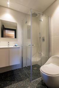 Ванная комната в Sahara Hotel Eilat
