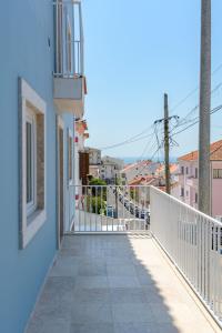 En balkong eller terrass på Chalet Marias - Parede beach apartments