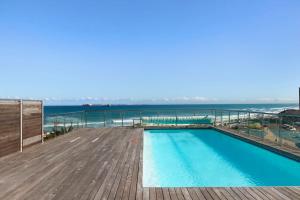 Πισίνα στο ή κοντά στο Horizon Bay 1505 by HMH