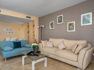 Kép Apartment Duquesa Views by Interhome szállásáról Manilvában a galériában