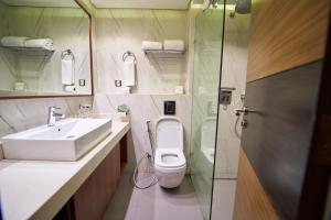 Un baño de The Lilygate Lagos