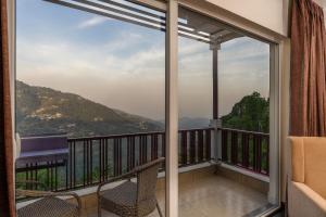 Φωτογραφία από το άλμπουμ του Hotel The Chabal σε Kasauli