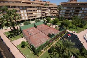 Tenis alebo squash v ubytovaní V60 Apartamento 3 habitciones con vistas al mar alebo jeho okolí