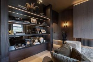 Uma área de estar em Alfred's Ramsbottom - Suite One