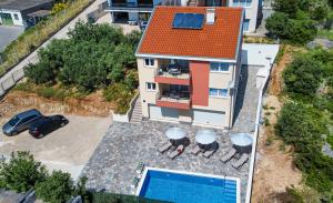 A bird's-eye view of Villa Laura