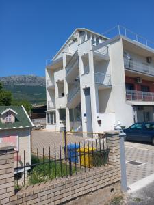 Nespecifikovaný výhled na hory nebo výhled na hory při pohledu z apartmánu