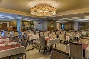 Restaurace v ubytování Pasabey Hotel