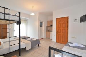Posteľ alebo postele v izbe v ubytovaní Apartments Kalina