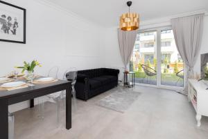 Posedenie v ubytovaní Gdynia Nasypowa Apartments with Parking by Noclegi Renters