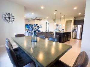 Istumisnurk majutusasutuses Beautiful Brand New 5 Bed With Pool And Spa 2481 Villa