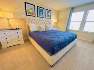 Voodi või voodid majutusasutuse Beautiful Brand New 5 Bed With Pool And Spa 2481 Villa toas