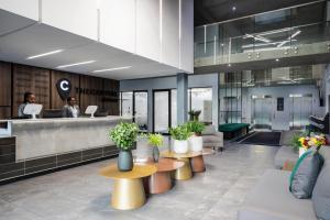 Ο χώρος του λόμπι ή της ρεσεψιόν στο The Capital Melrose +97 φωτογραφίες
