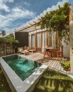 Πισίνα στο ή κοντά στο Inn Tribus Hotel