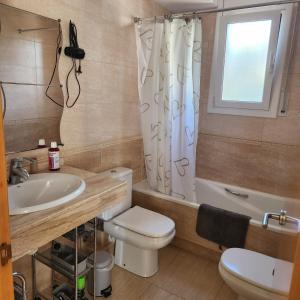 Fotografia z galérie ubytovania 3-bedroom house - Robin v destinácii Calafell