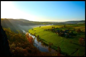 Gallery image of La Cigogne, moderne, spacieux et bien placé in Thury-Harcourt