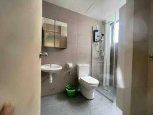 Bathroom sa Candy Zyppo4 Entire Unit Johor Bahru)