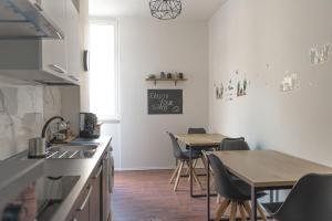 Kuchyň nebo kuchyňský kout v ubytování Alexander House Verona