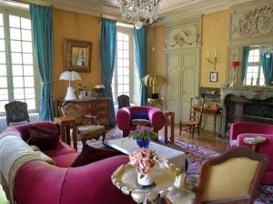 Istumisnurk majutusasutuses Château de Mauvilly
