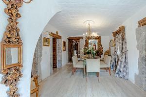 Fotografia z galérie ubytovania Masia Mimosa Jardin v destinácii Darnius